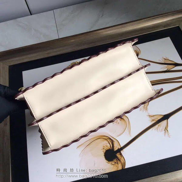 FENDI女包 經典走秀款 羅馬時尚雜誌封面主推 原版牛皮 芬迪鏈條斜挎包 2227#  fdz2039